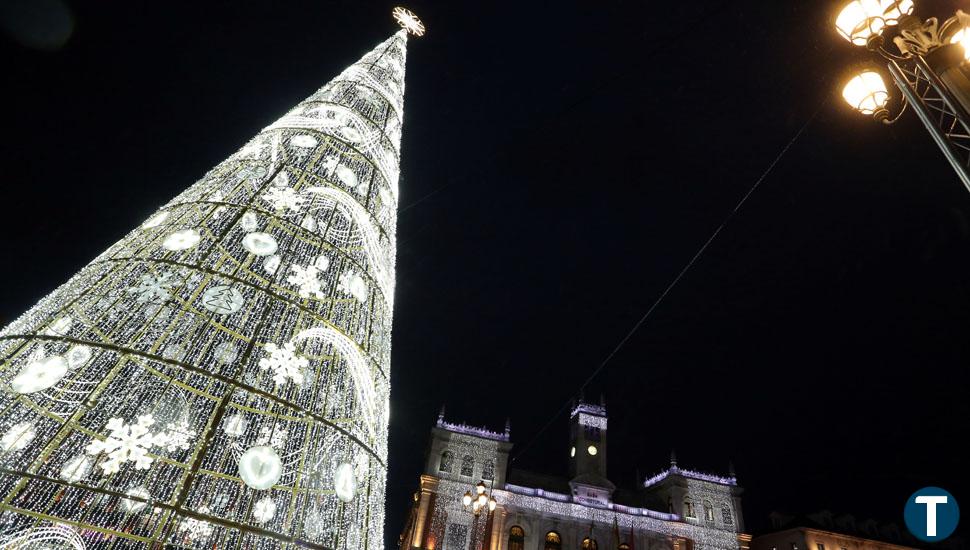 El Ayuntamiento estudia reducir el tiempo de encendido de la luces navideñas para ahorrar