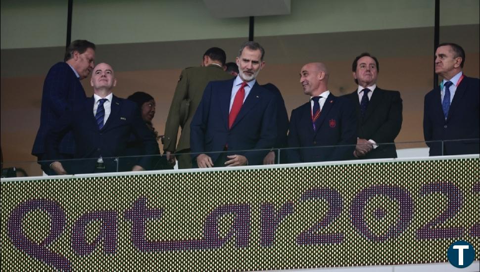 Felipe VI "orgulloso" del debut de la selección española