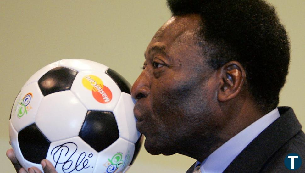 Pelé, ingresado de nuevo en Brasil   