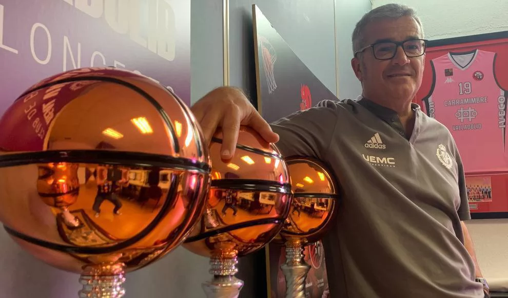 Paco García apuesta por su continuidad en el UEMC Real Valladolid Baloncesto