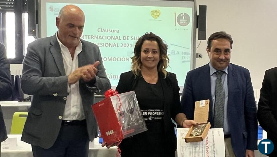 Mercedes Vázquez, premio Pascual Herrera del XVI curso de la Escuela de Cocina de Valladolid   