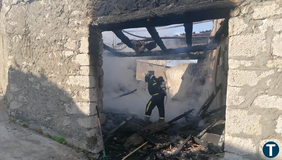 Sofocado un incendio originado en un corral de Canalejas de Peñafiel