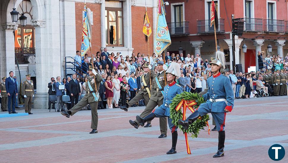 La Plaza Mayor de Valladolid acoge el homenaje militar a Santiago Apóstol, patrón del Arma de Caballería   