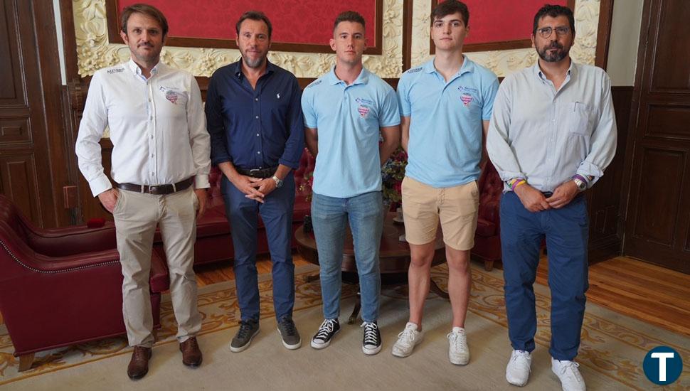 El Ayuntamiento recibe a Herrero y a Pisonero, los juveniles que se han proclamado campeones de Europa 