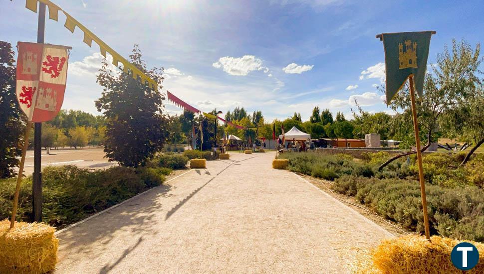 Trasladados al Río Hortega dos niños de 10 y 9 años después de caerse de un camello en el Mercado Medieval de Arroyo