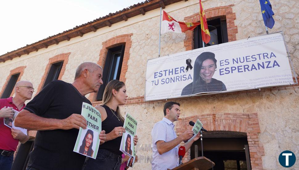 Traspinedo se vuelve a concentrar ocho meses después de la muerte de Esther para reclamar justicia