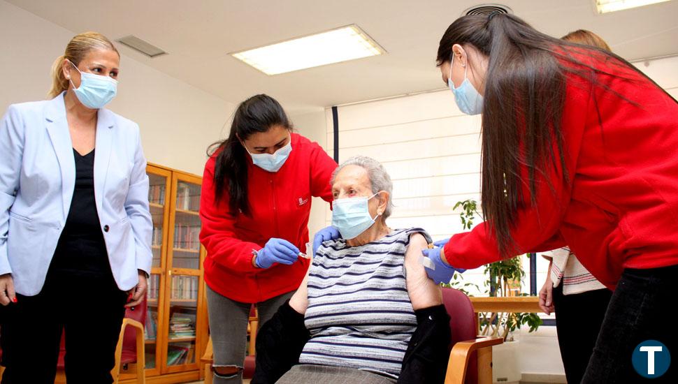 Las residencias de Valladolid se vacunan con la cuarta dosis frente al Covid 