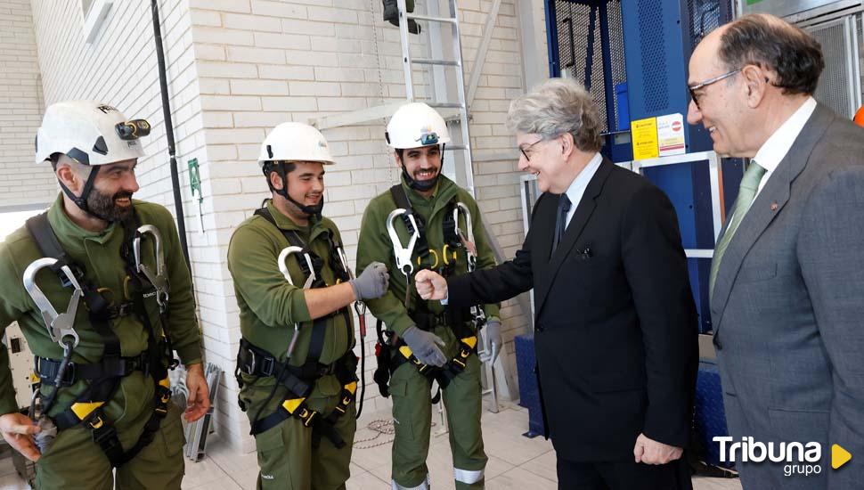 Galán recibe al comisario europeo de Industria en el Campus de Innovación y Formación de Iberdrola