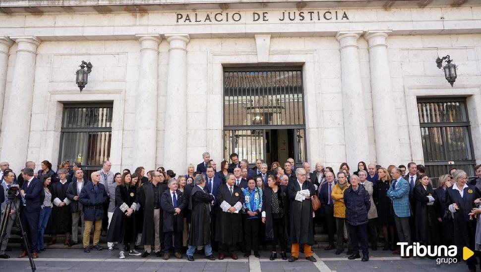 El sector jurídico de Valladolid se concentra contra la ley de amnistía