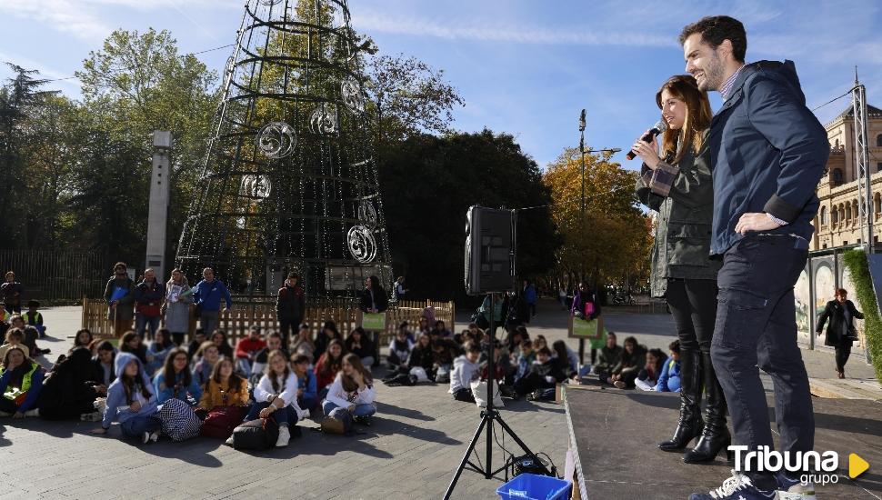 Casi 400 jóvenes reivindican los derechos de la infancia en Valladolid