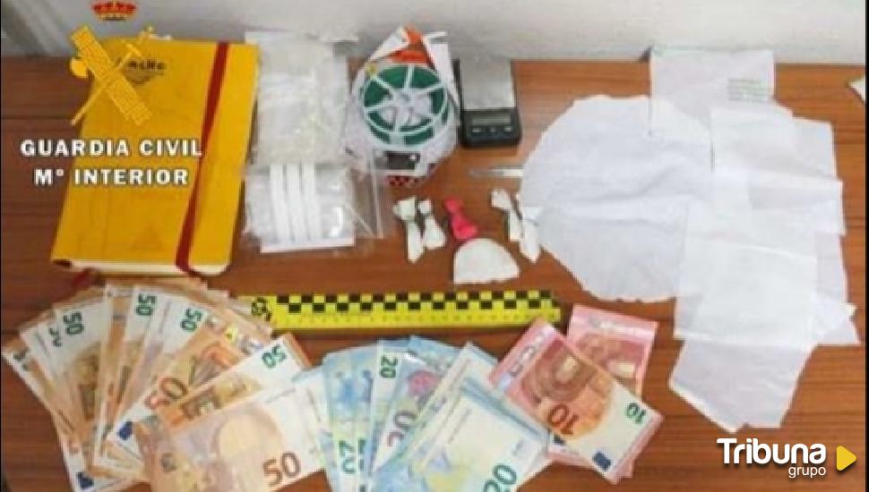 Desmantelan un punto de venta de drogas en Tordesillas con la detención del narcotraficante responsable