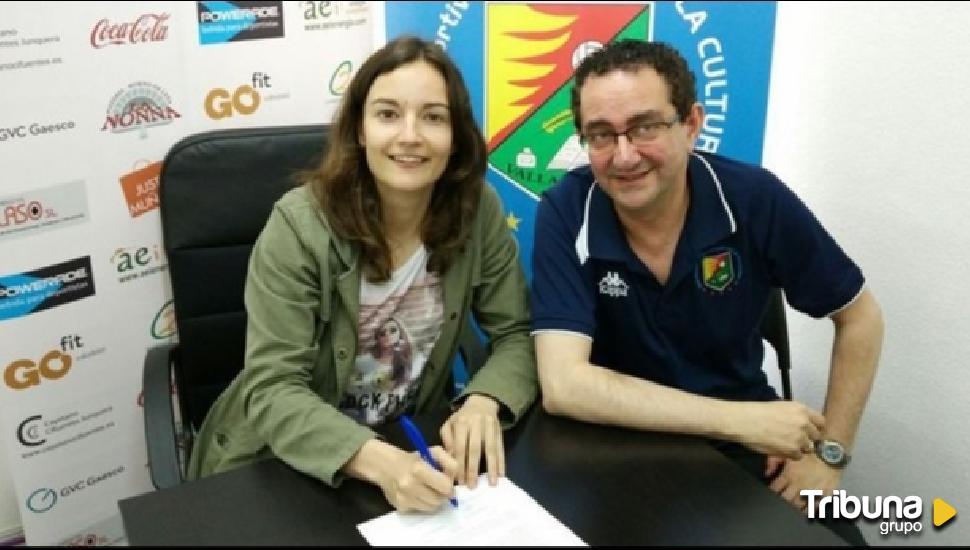 Teresa Álvarez firma su decimonovena temporada con la camiseta del Aula 