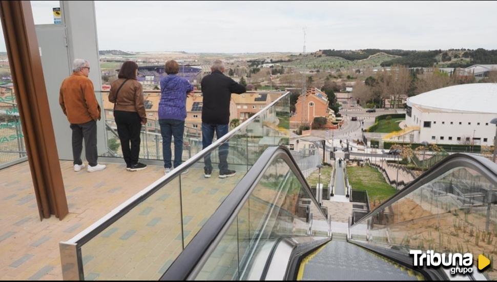 Óscar Puente será operado del cuádriceps tras sufrir un resbalón cuando visitaba los ascensores de Parquesol