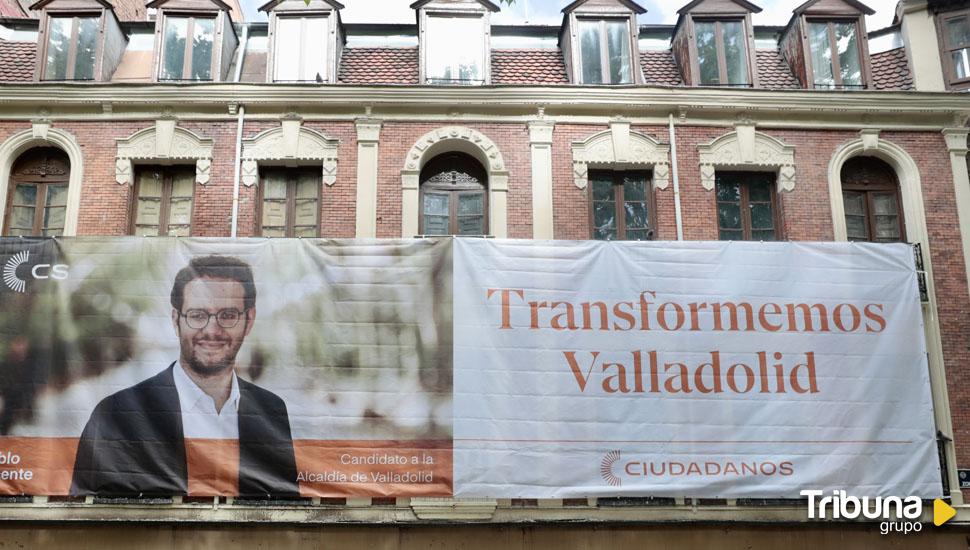 Pablo Vicente despega en la campaña con una gran pancarta en Paseo Zorrilla