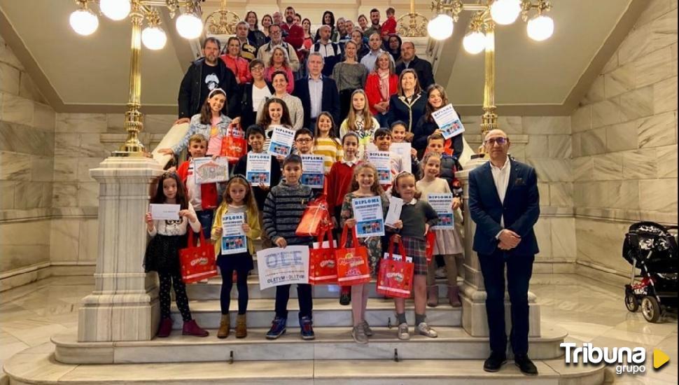 Los ganadores del concurso de dibujo infantil "Tu kiosco siempre cerca" ya tienen sus premios