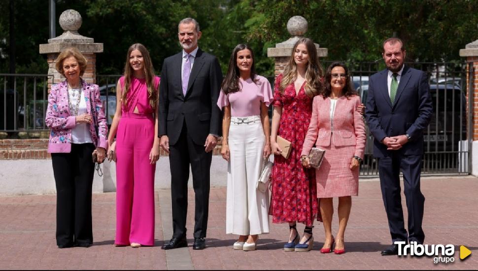 La familia real se viste de peña Tribuna de Valladolid.