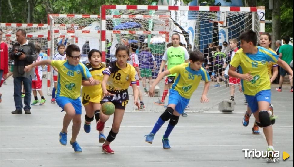 El Día del Balonmano en la Calle se celebra este sábado en la Acera de Recoletos