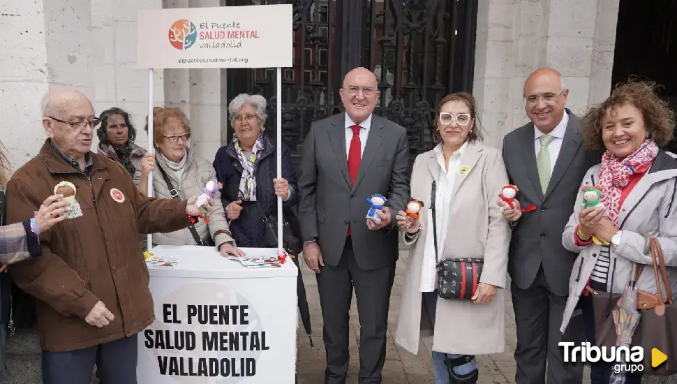 Las 'Micaelas' de la Salud Mental salen a la calle para conmemorar su día