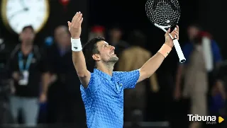 Djokovic vence al joven Mensik y estará en las semifinales de Shanghái