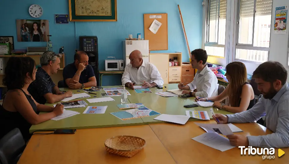 El Ayuntamiento y Pajarillos Educa pondrán en marcha un programa de carácter social educativo y cultural