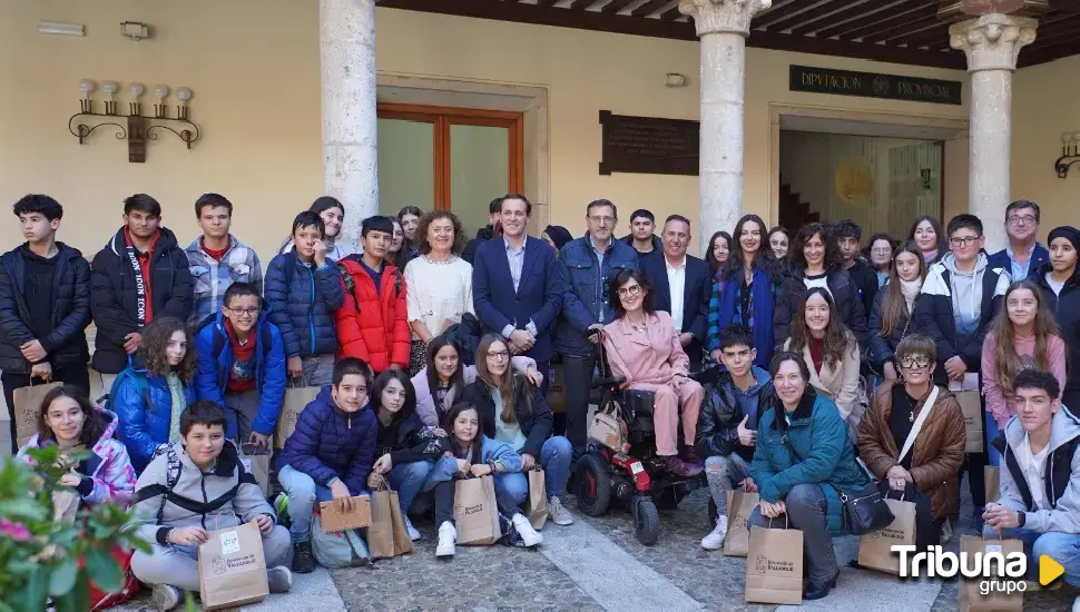 Los estudiantes de Villalón de Campos participan en el pleno infantil de la Diputación de Valladolid