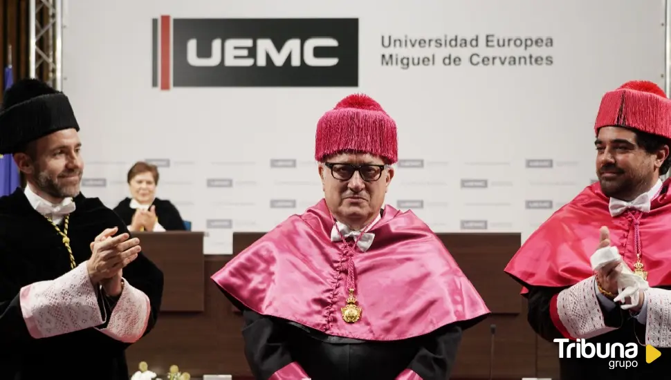 El experto en biomateriales aplicados a la odontología Javier Gil Mur, Doctor Honoris Causa por la UEMC