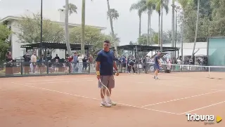 Ronaldo juega al tenis en pleno Getafe-Real Valladolid