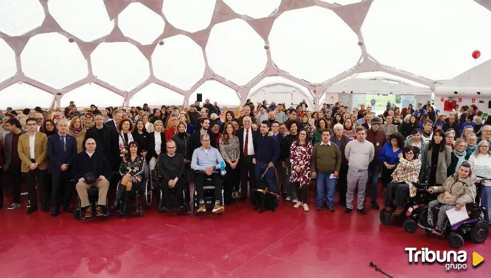 Valladolid celebra la I Feria Social por el Día Internacional de las Personas con Discapacidad 