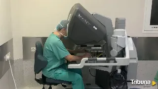 El hospital Clínico de Valladolid realiza la primera cirugía con el robot ‘Da Vinci’