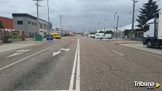 Una mujer herida y atrapada en su coche tras un accidente en el Polígono San Cristóbal