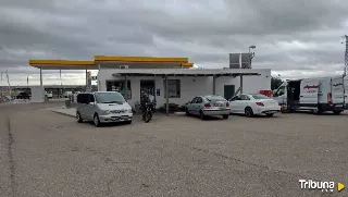 La estación de área de servicio de Villavieja: "Es la primera vez que vendemos lotería"