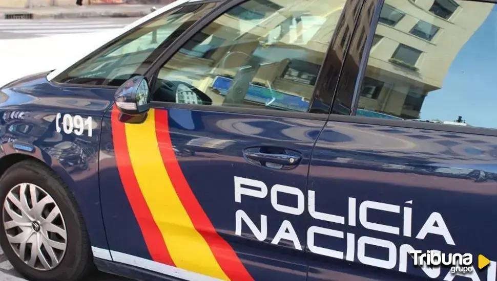 Detenida por denunciar cargos fraudulentos en su tarjeta bancaria cuando fue ella quien los efectúo