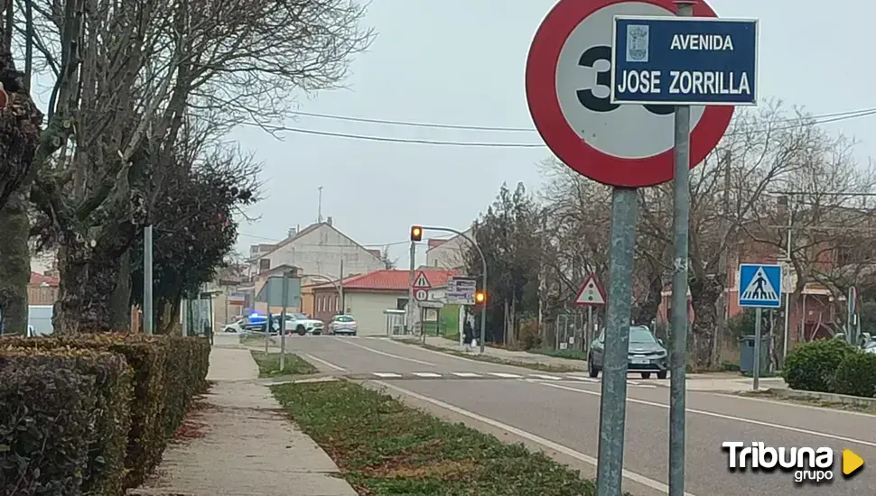 Reducido a tiros un hombre de 24 años que amenazaba a sus vecinos con una guadaña en Cabezón