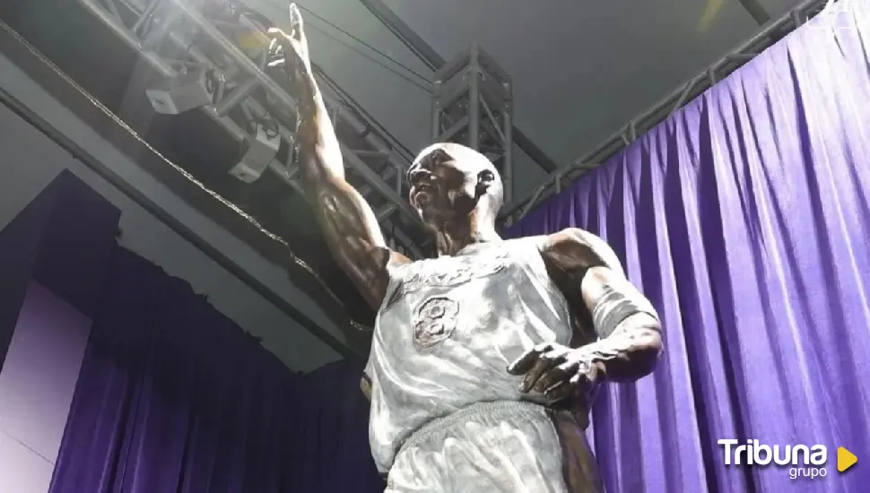 Los Lakers Inauguran Una Espectacular Estatua De Kobe Bryant Como ...