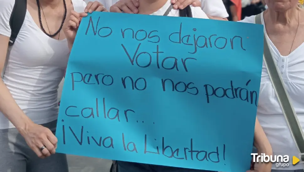 Decenas de venezolanos se reúnen en San Pablo para protestar por el "fraude electoral"