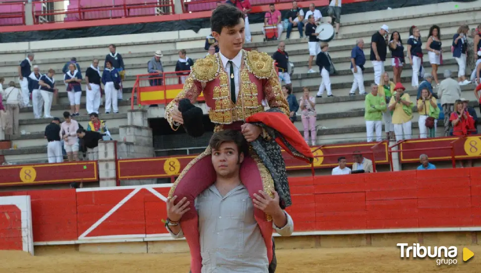 Daniel Medina, profeta en su tierra, abre la puerta grande de Laguna de Duero