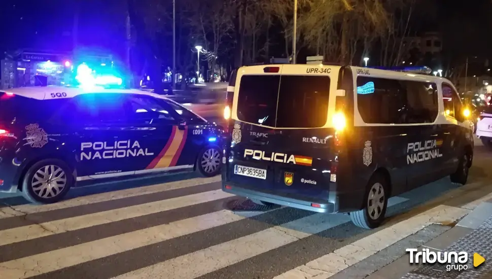 Detenido en Valladolid por entrar en casa de sus vecinos amenazando con un martillo porque hacían ruido