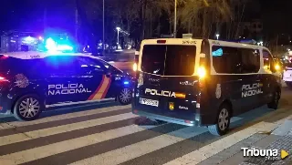 Detenido en Valladolid por entrar en casa de sus vecinos amenazando con un martillo porque hacían ruido