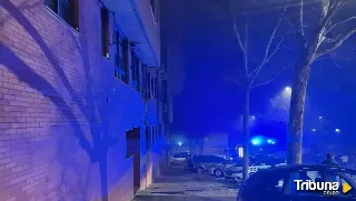 Dos menores y una mujer, intoxicados en el incendio de una vivienda en Valladolid